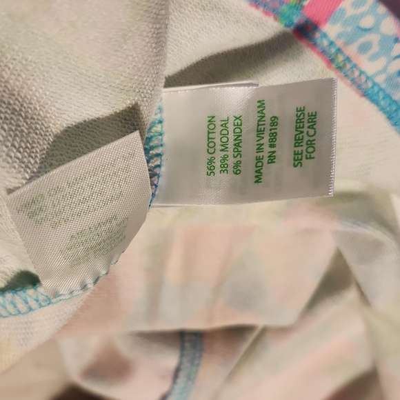 Lilly Loves California Skipper Popover - Picture 9 of 10